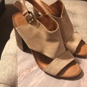 Franco Sarto Tan suede sandals - size 7.5
